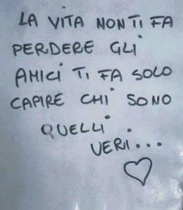 frasi sull'amicizia falsa